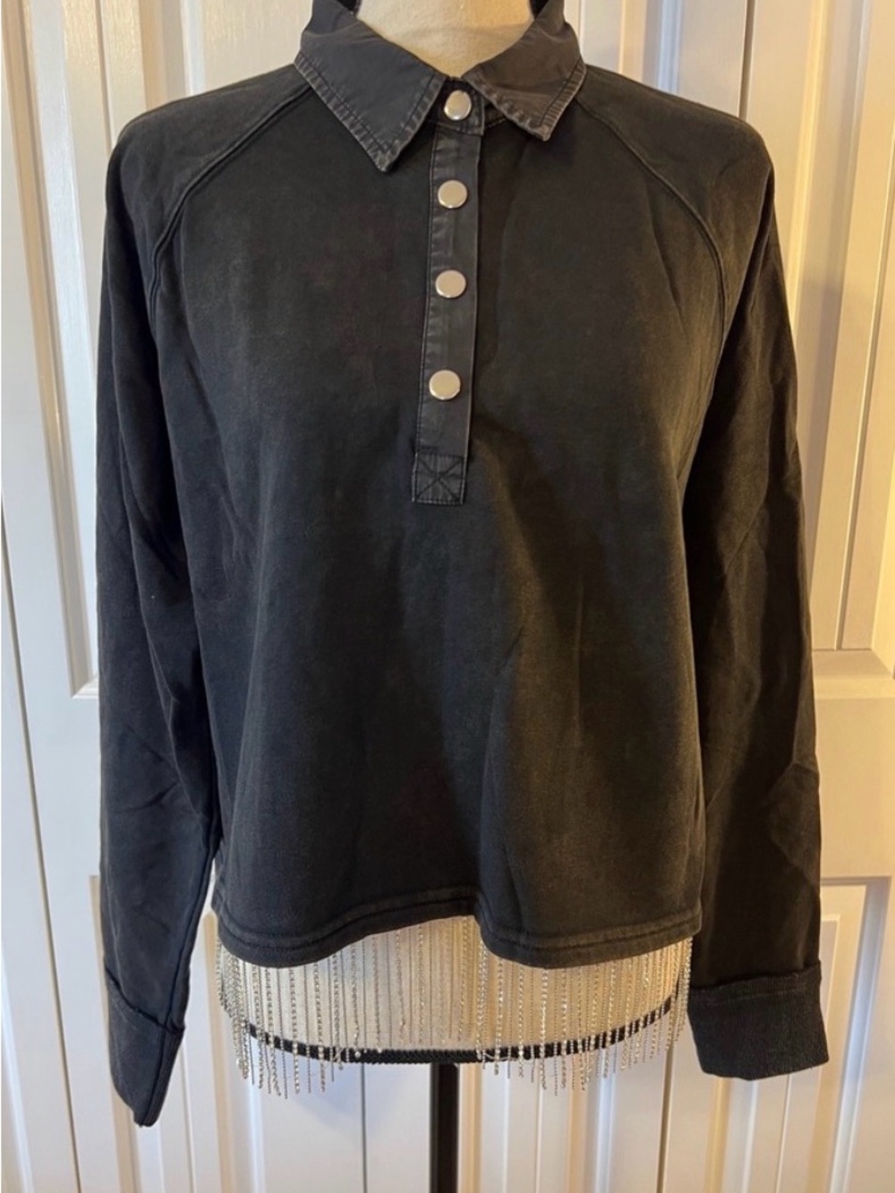 🆕 Blue Velvet Washed Black Snap-Front Crop Polo Top w Rhinestones. S . NWT!🔥🖤